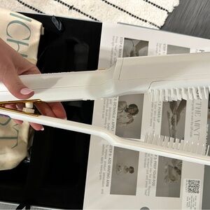 THE ULTI-MINT SET: HANDSET